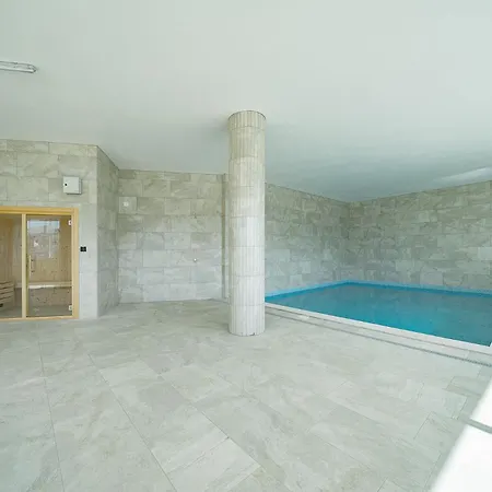 公寓 Marina View 5 With Pool By Homing